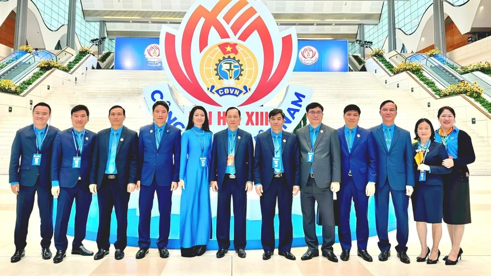 ngay-thanh-lap-cong-doan-5