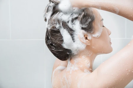 Mẹo chọn dầu gội đầu an toàn cho tóc không phải ai cũng biết