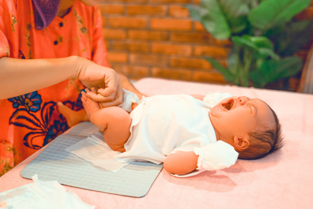 Những điều mà cha mẹ cần biết khi chăm sóc trẻ sơ sinh 1 tuần tuổi