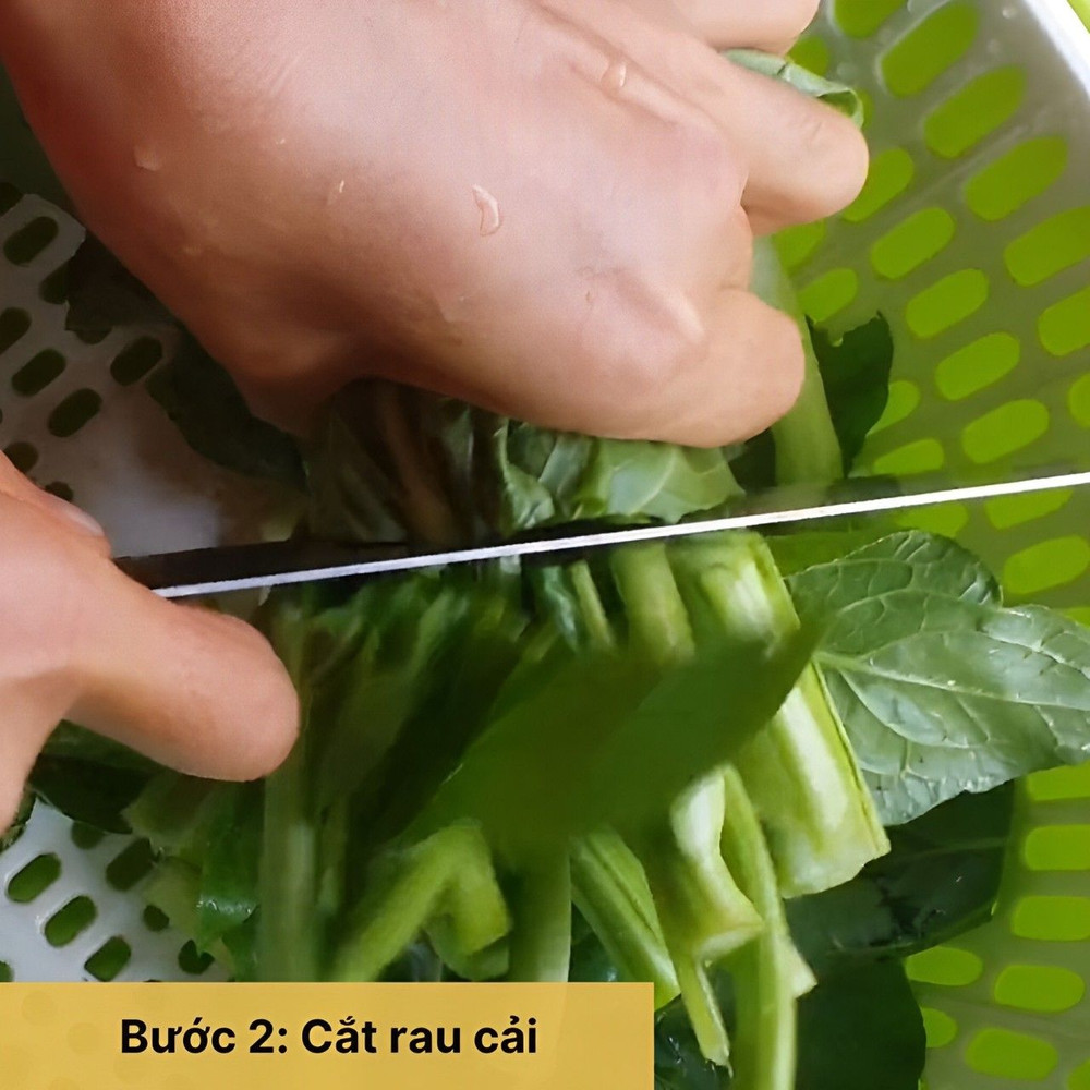 Cắt rau cải