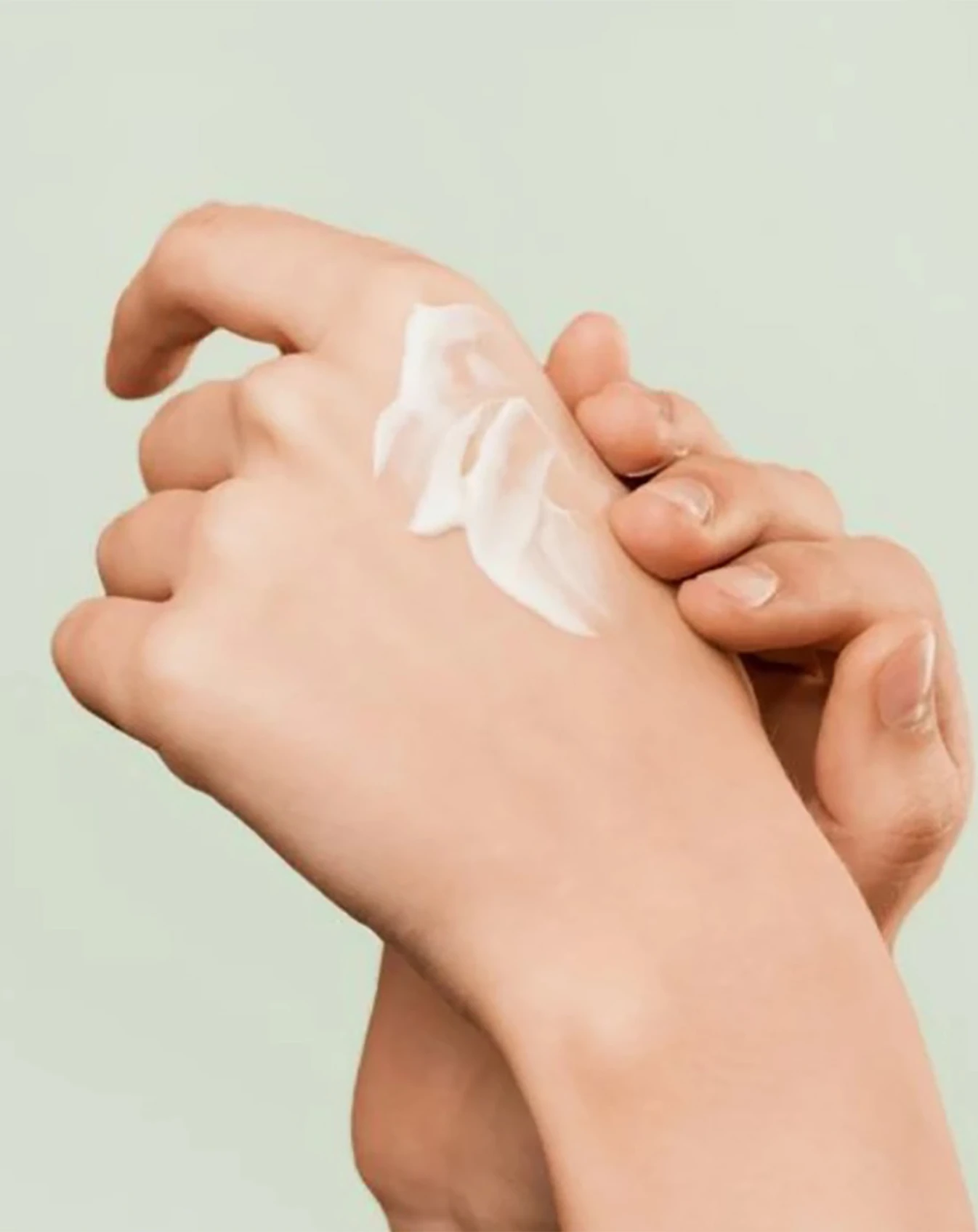 Kem Dưỡng Da Tay -Không Mùi Hương - Yuskin Hana Hand Cream Fragrance-Free 50g KDT005 - Image 2