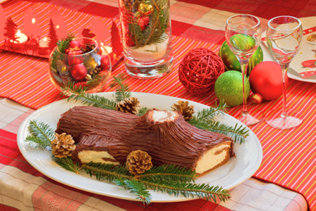 Cách làm bánh khúc cây tráng miệng ngon tuyệt cho bàn tiệc Giáng sinh