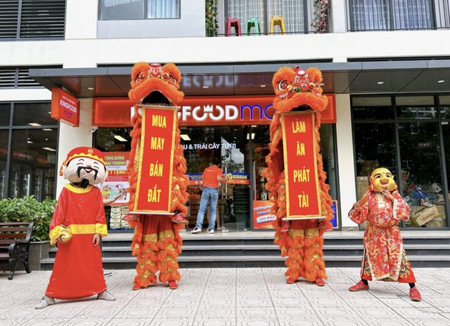 Kingfoodmart Vinhomes Grand Park rộn ràng ngày đầu khai trương