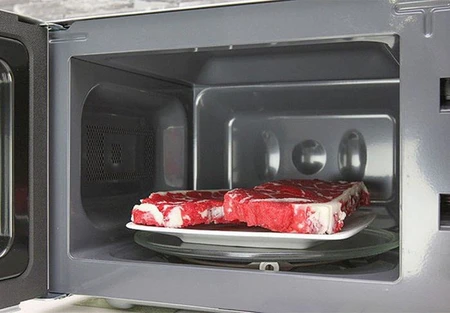 3 Cách rã đông thịt nhanh mà vẫn an toàn cho gia đình bạn