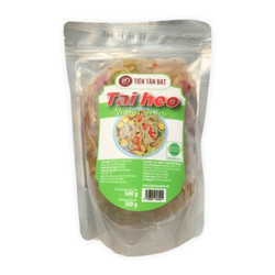 Tai heo ngâm sả tắc Tiến Tấn Đạt gói 600g (1 Gói)