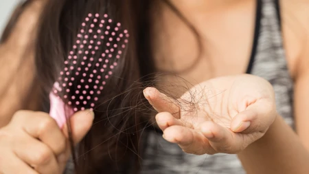 Tóc giảm gãy rụng với bí quyết làm đẹp từ Ấn Độ