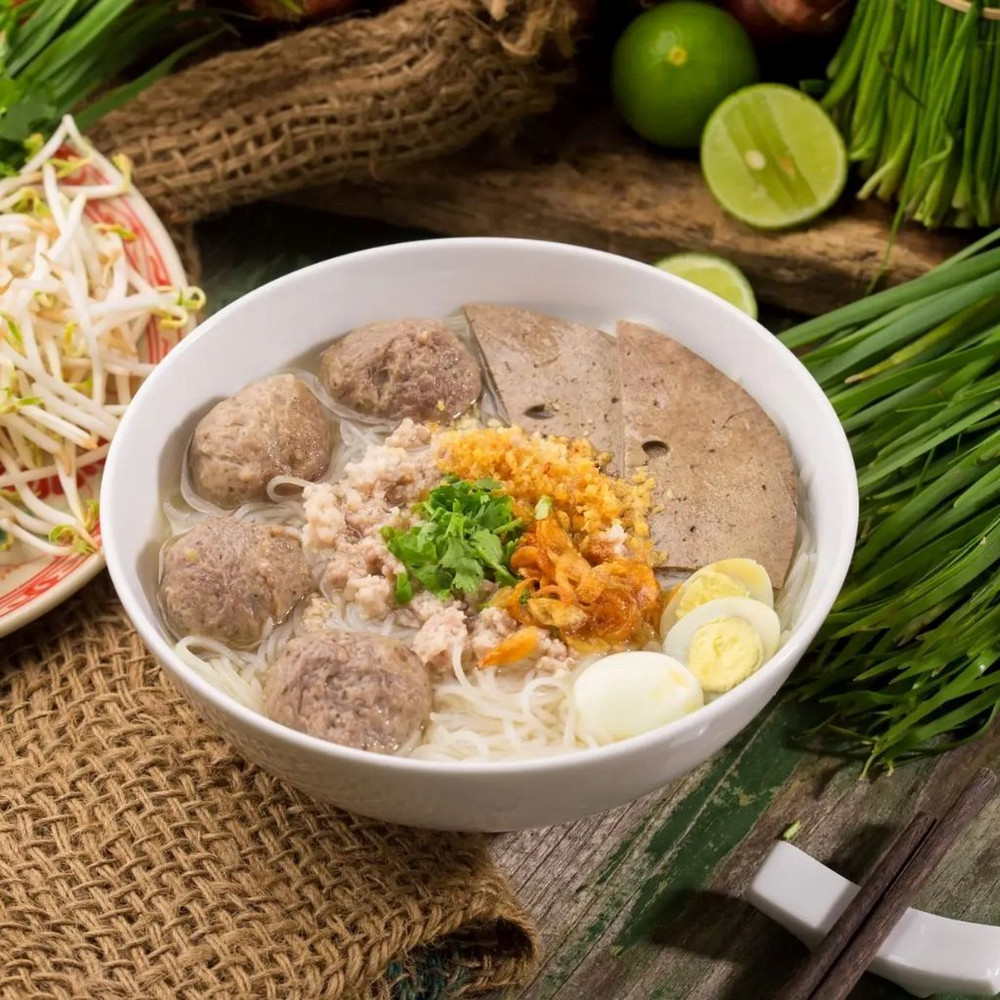 hủ tiếu bò viên