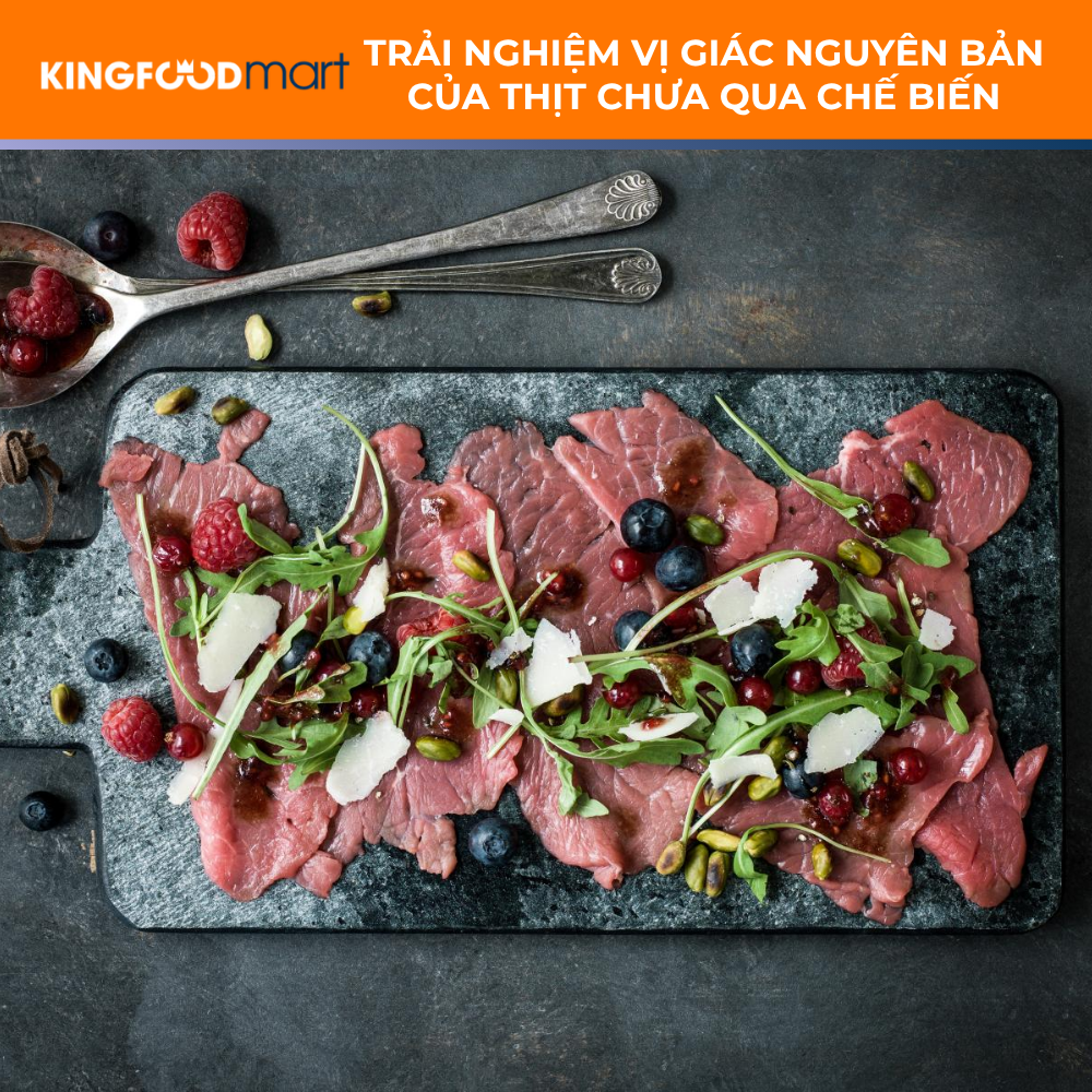 Món bò sống kiểu Ý mang lại cảm giác mềm tan, giữ trọn vị ngọt nguyên bản của thịt.