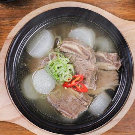 Canh sườn bò thơm ngon, bổ dưỡng