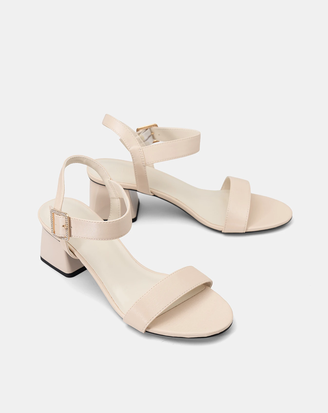 Giày Sandal Gót Hình Thang Phối Khóa Hạt - Image 5
