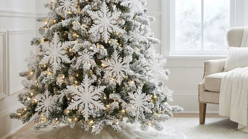 trang trí cây thông noel