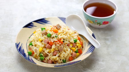 Top 3 loại thực phẩm không nên hâm nóng lại trong lò vi sóng