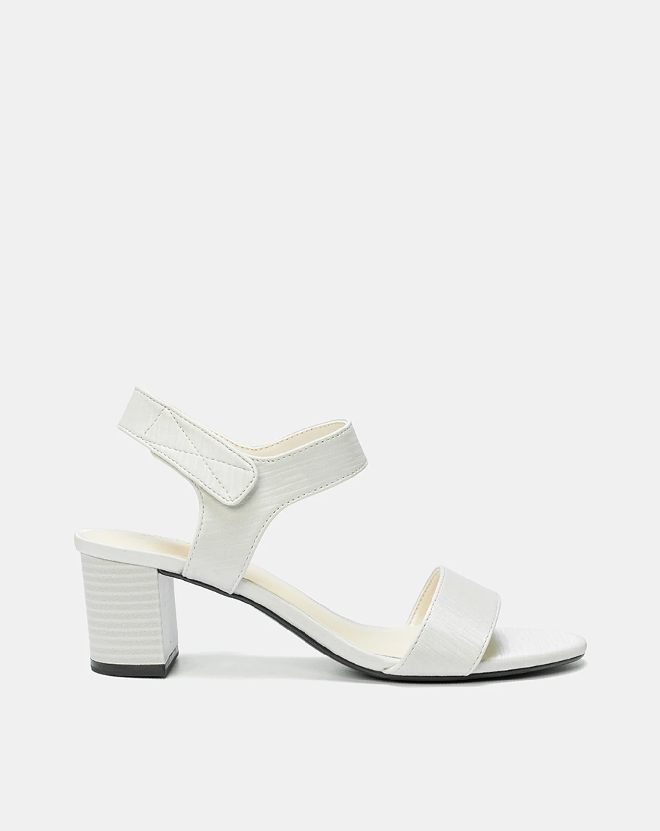 Giày Sandal Cơ Bản Quai Ngang - Image 1