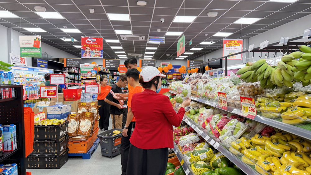 Siêu thị Kingfoodmart - điểm mua nguyên liệu đầy đủ, chất lượng cho mâm bánh trôi bánh chay Tết Hàn Thực ý nghĩa và trọn vị.