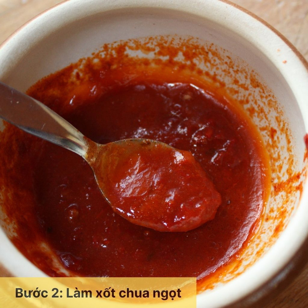 Làm xốt chua ngọt