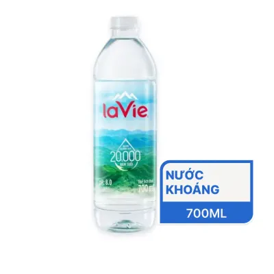 Nước khoáng thiên nhiên La Vie chai 700ml