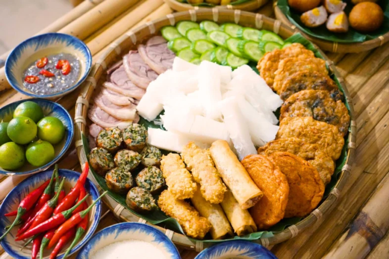 Top 5 quán bún đậu mắm tôm ngon nức tiếng tại quận 1