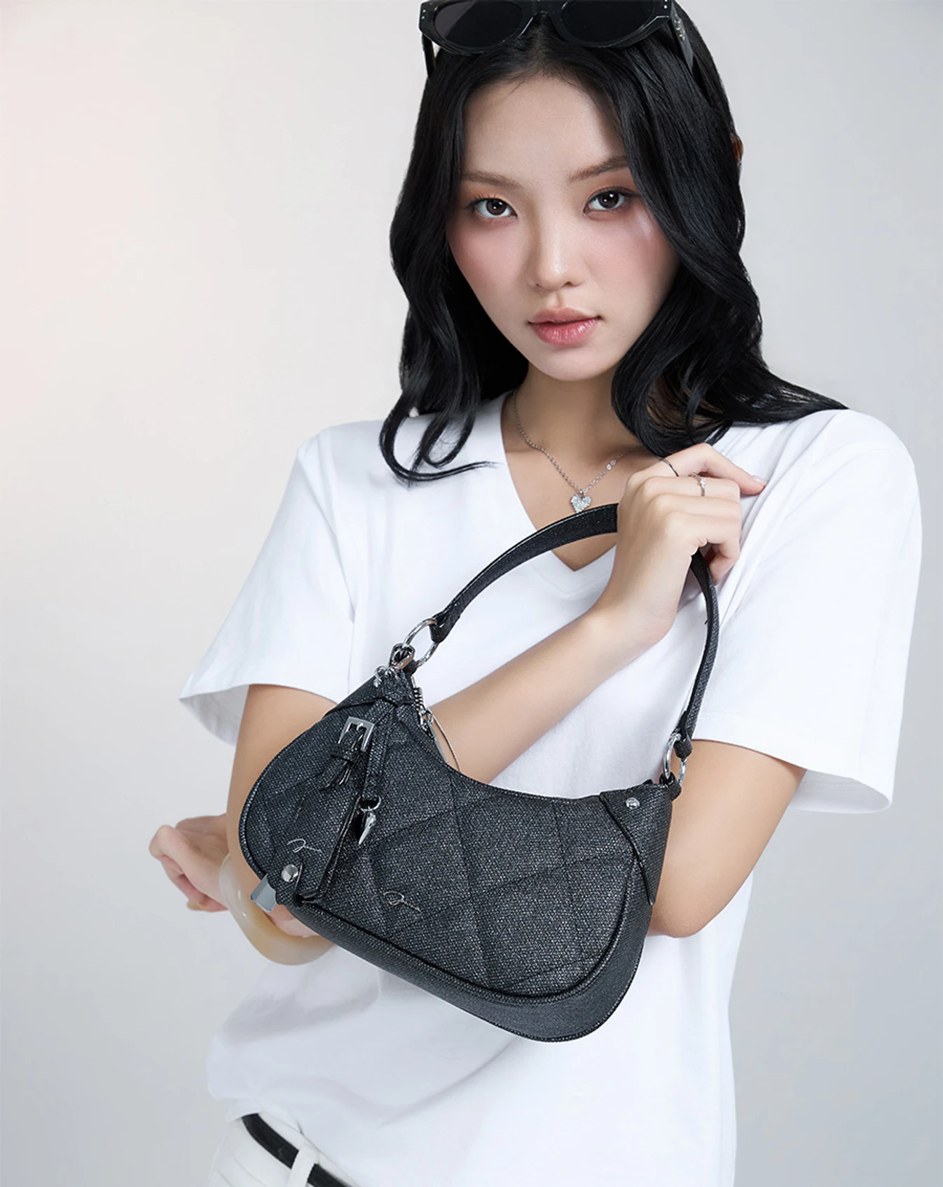 Túi Xách Nhỏ Shoulder Bag Trang Trí Charm - Image 4