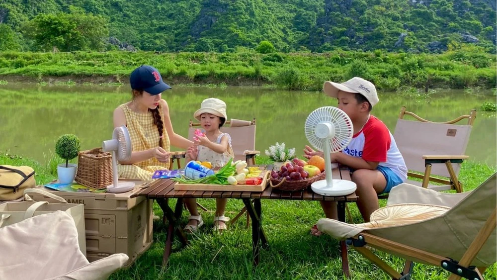 Hoạt động vui chơi ngày lễ