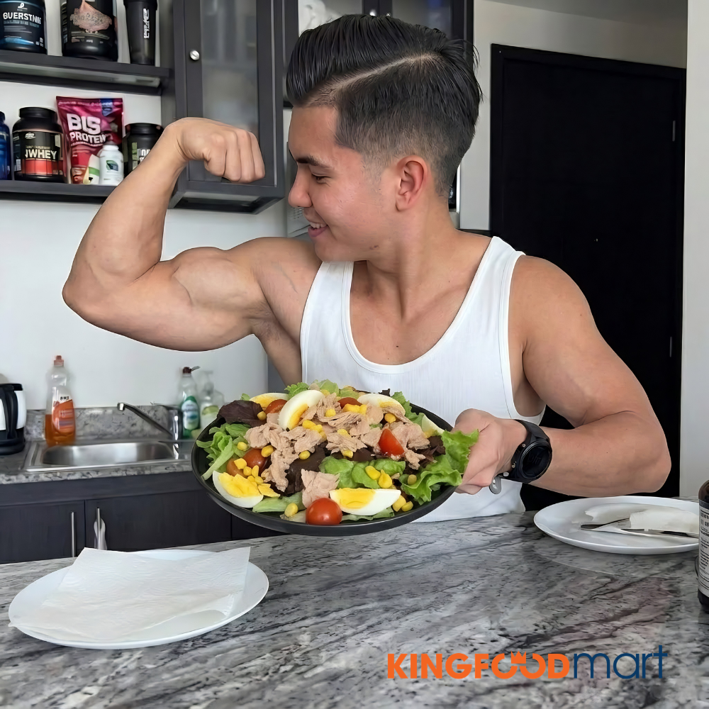 Cá ngừ tốt cho người tập gym, protein cao, calo thấp, phù hợp chế độ ăn tăng cơ giảm mỡ.