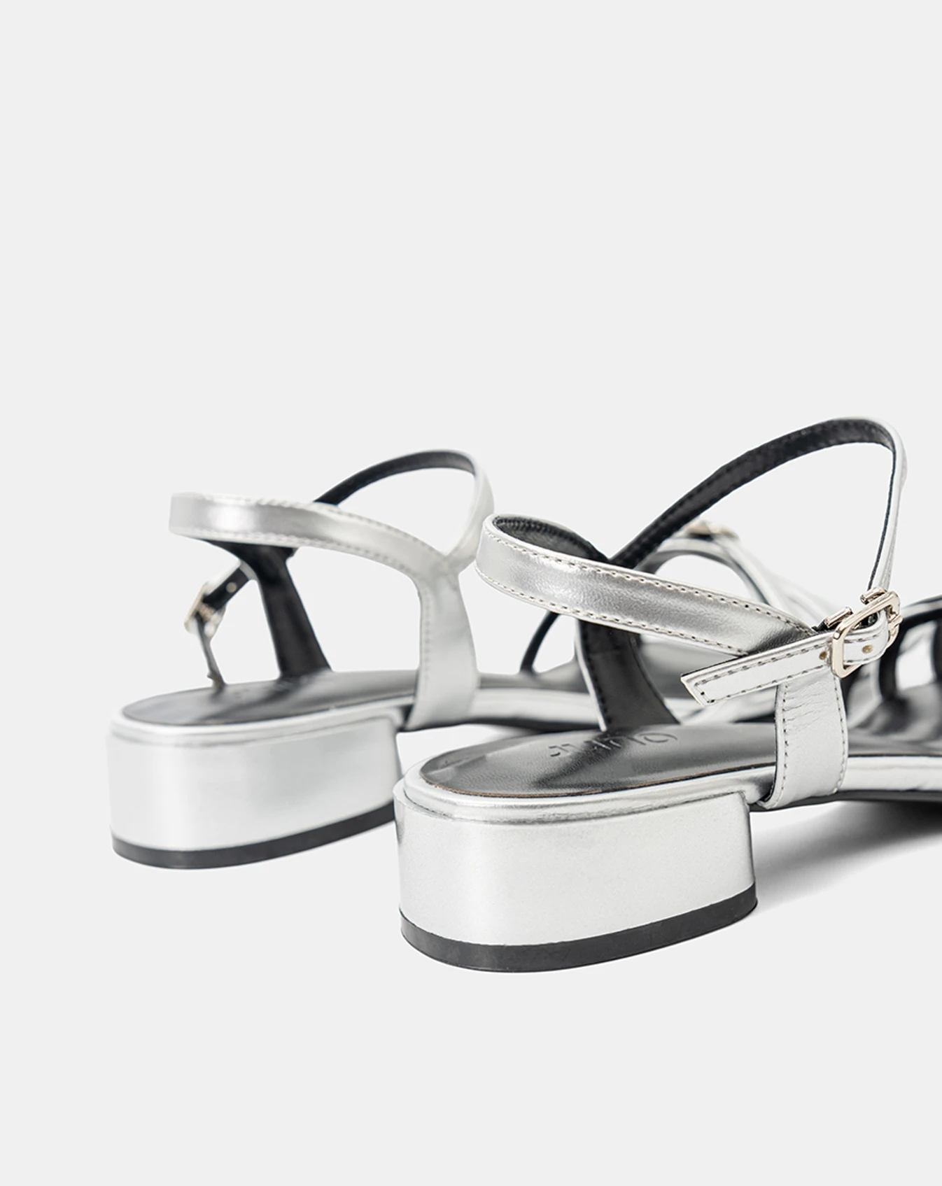 Giày Sandal Mũi Vuông Quai Cách Điệu - Image 5