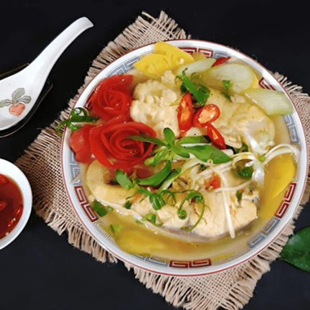 Cách nấu canh chua cá hồi giàu dinh dưỡng