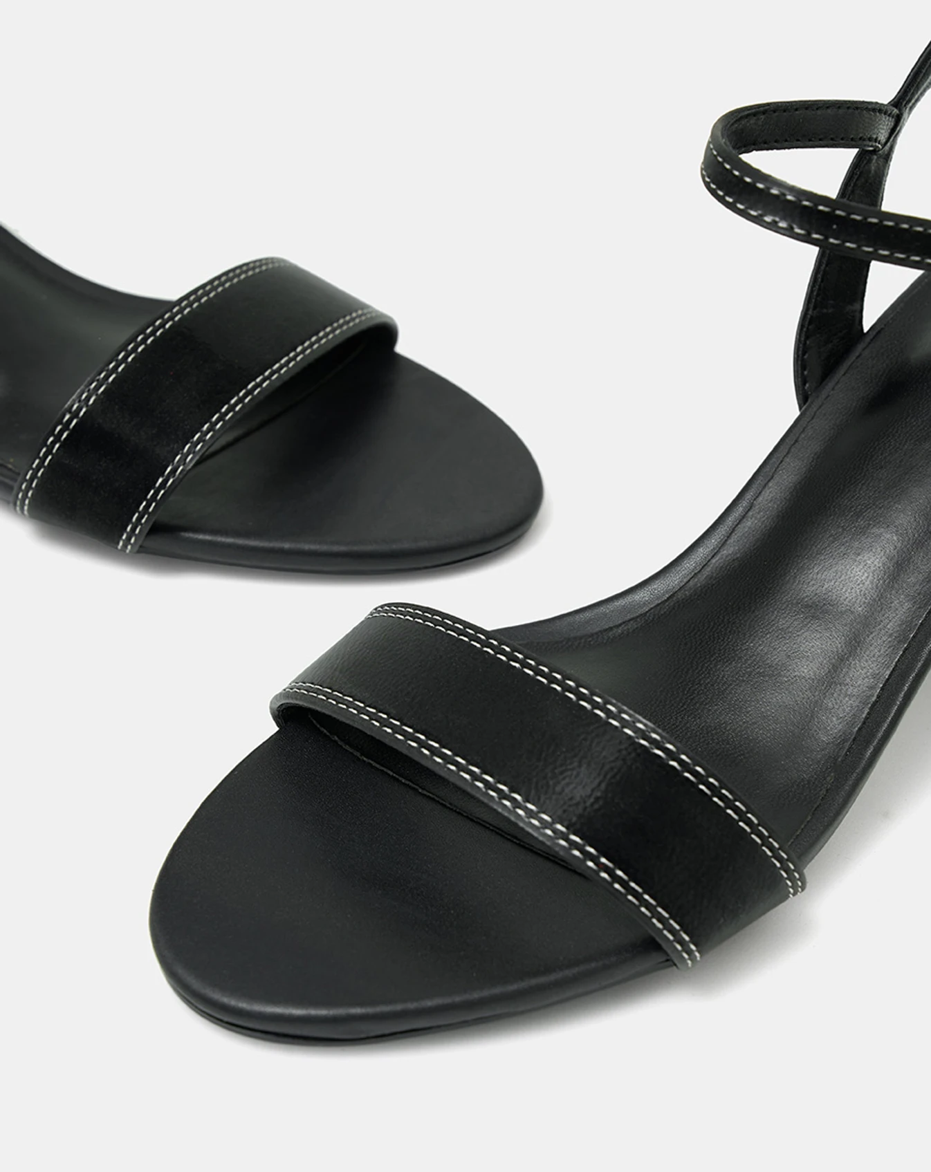 Giày Sandal Gót Vuông Quai Ngang Bản Lớn Quai Cổ Chân - Image 2