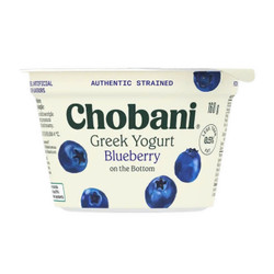 Sữa chua Hy Lạp vị việt quất Chobani hộp 160g (1 Hộp)