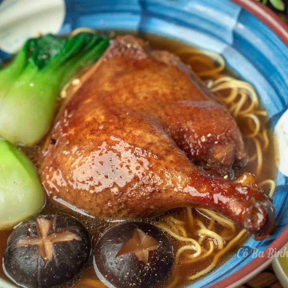 Bí quyết nấu mì vịt tiềm thơm ngon chuẩn vị