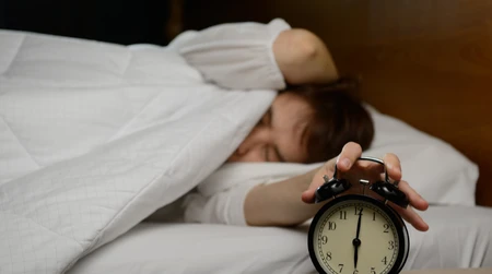 5 thói quen không tốt vào buổi sáng hầu hết ai cũng mắc phải