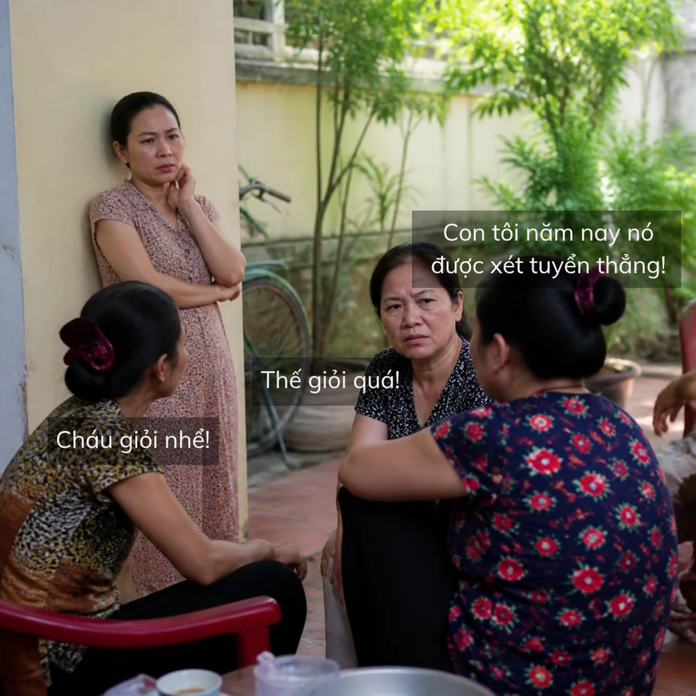 Ánh mắt của xã hội có thể vô tình đẩy mẹ vào vòng xoáy kỳ vọng, mà quên mất con cần gì nhất. (Ảnh được tạo bởi AI) 