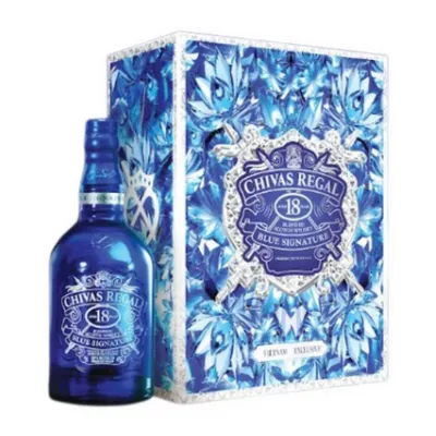 Hộp quà tết rượu Whisky Regal 18 YO Blue Signature 40% chai 700ml Chivas