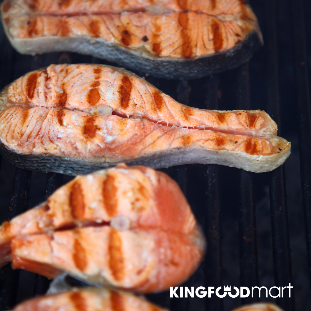 Cá hồi giàu omega-3 và lợi ích sức khỏe não bộ.
