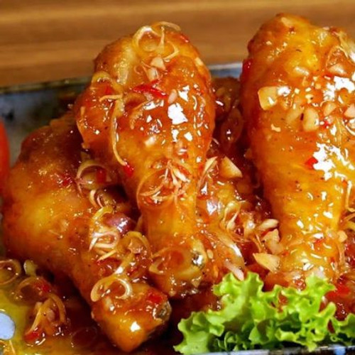 Công thức đùi gà chiên mắm tỏi cực bắt cơm