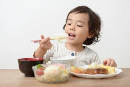 Bổ sung protein đúng cách cho bé