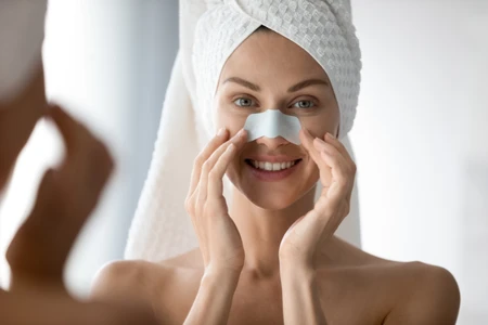 Bí quyết chăm sóc da mụn đầu đen với 2 phương pháp hiệu quả