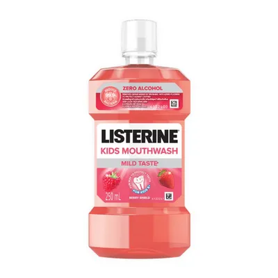 Nước súc miệng trẻ em hương dâu Listerine chai 250ml