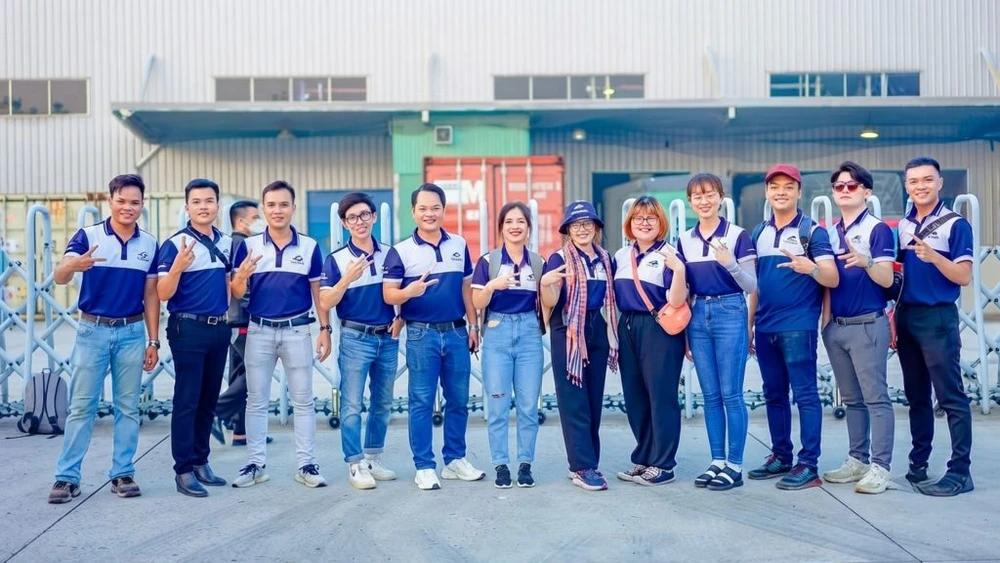 ngay-thanh-lap-cong-doan-11