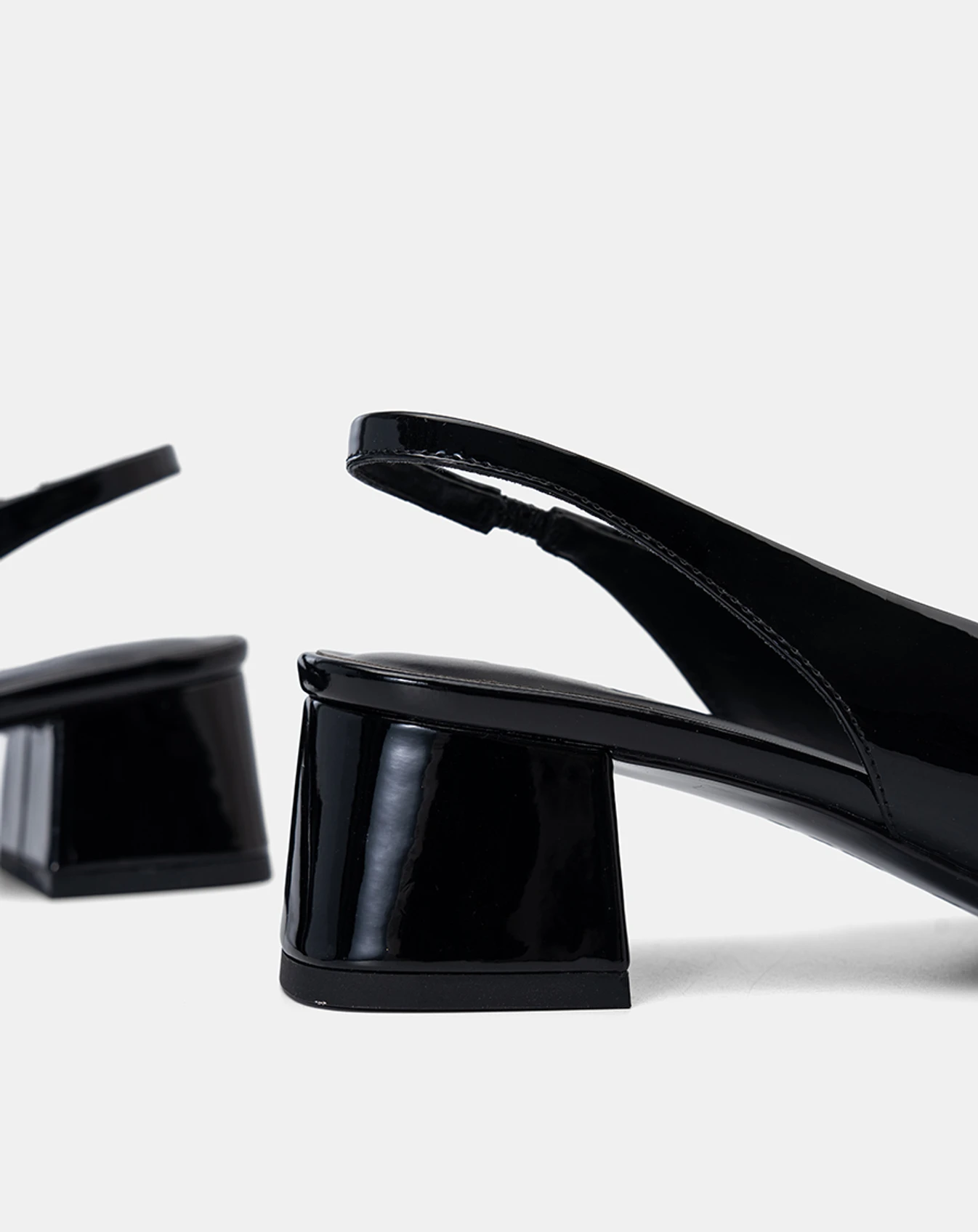 Giày Cao Gót Slingback Phối Nơ Mũi Tròn - Image 5