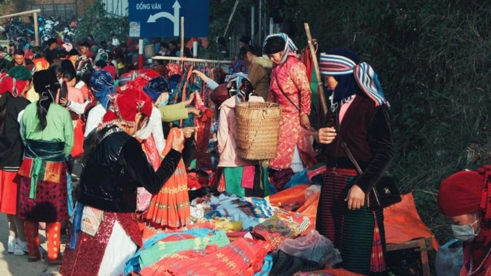 Tà Xùa (Sơn La)