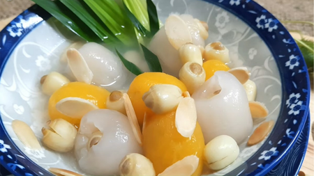 Giải nhiệt mùa hè – Chè chôm chôm hạt sen