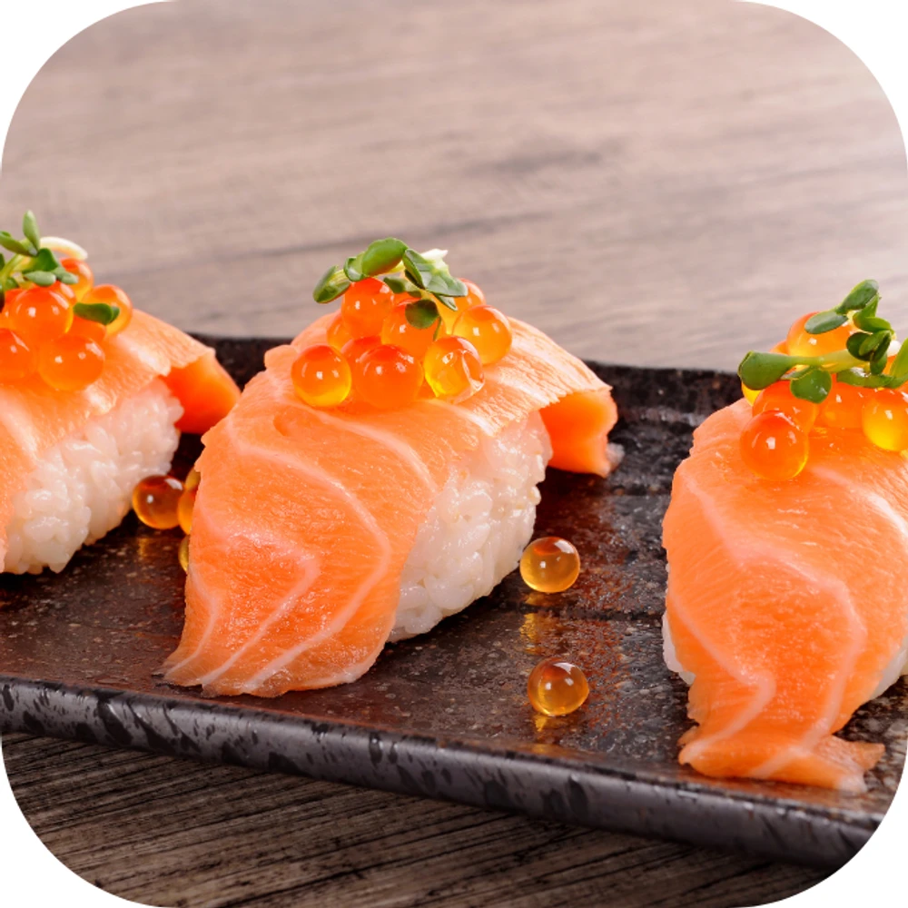 Sushi cá hồi Kingfoodmart