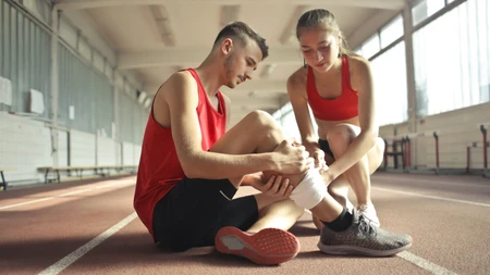 Các lưu ý khi điều trị vết thương hở tại nhà