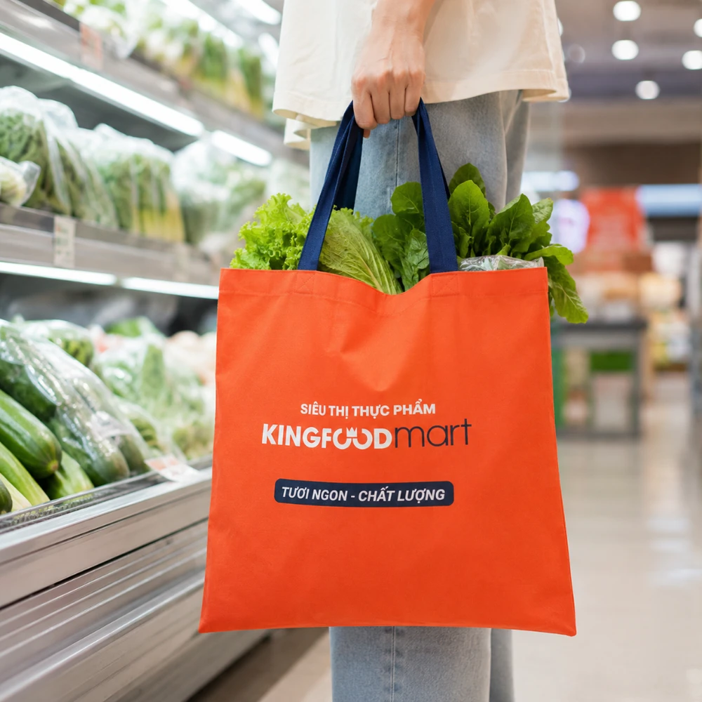 Siêu thị thực phẩm sạch Kingfoodmart với nhiều đồ dùng chăm sóc người cao tuổi chất lượng.