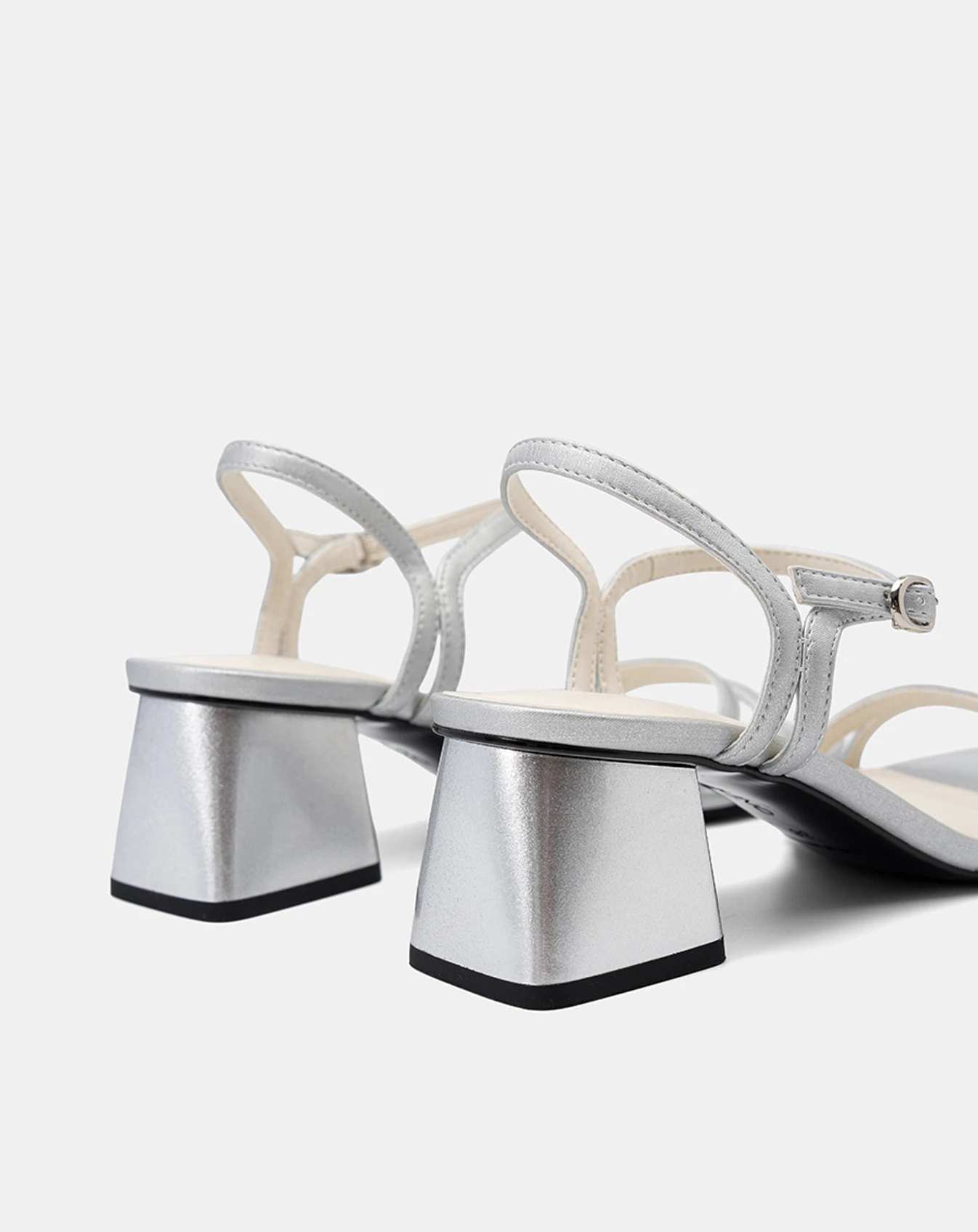 Giày Sandal Gót Hình Thang Quai Kiểu - Image 2