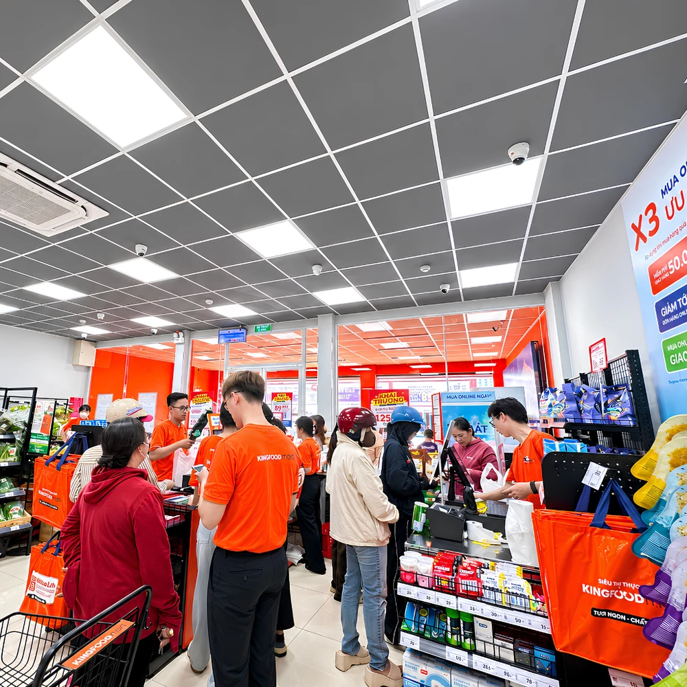Kingfoodmart cung cấp thực phẩm sạch, đa dạng sản phẩm với bao bì thân thiện môi trường cho lối sống xanh hằng ngày.