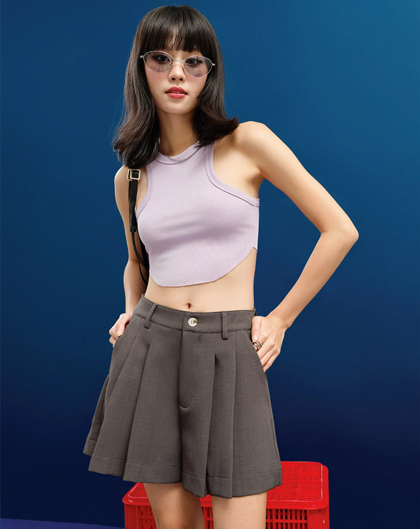 Quần short kiểu xếp ống - Image 1
