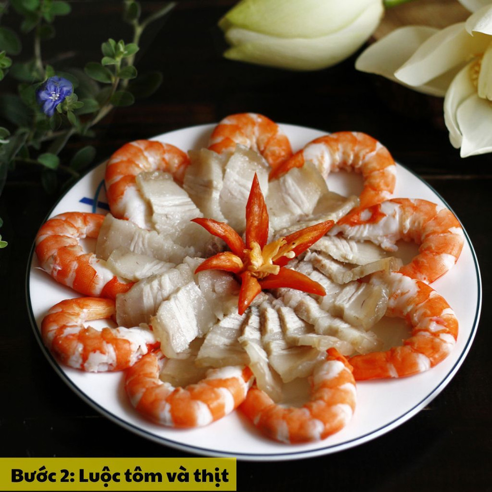 luộc tôm và thịt