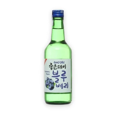 Rượu soju Good Day hương việt quất 13.5% chai 360ml