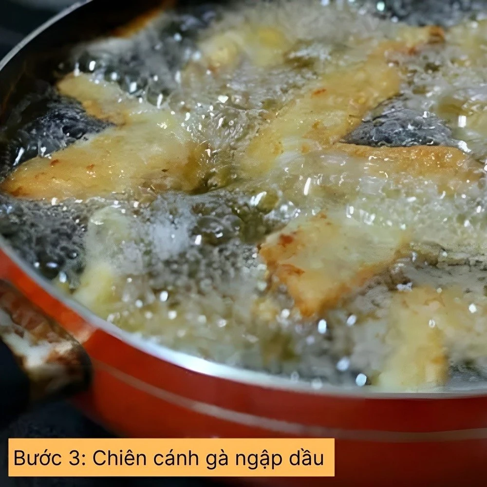 chiên cánh gà ngập dầu